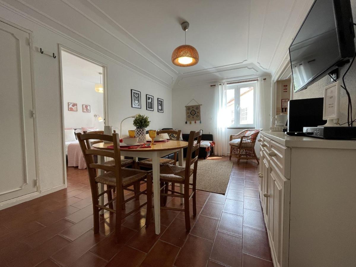 Ribeira Beach Apartment In Cascais Exterior photo